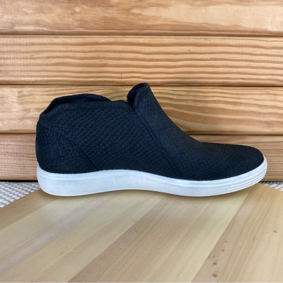 Ecco Soft 7 Low Ankle Boots Booties Sneakers Side Zip Comfort Casual 9-9.5 US - Picture 8 of 11
